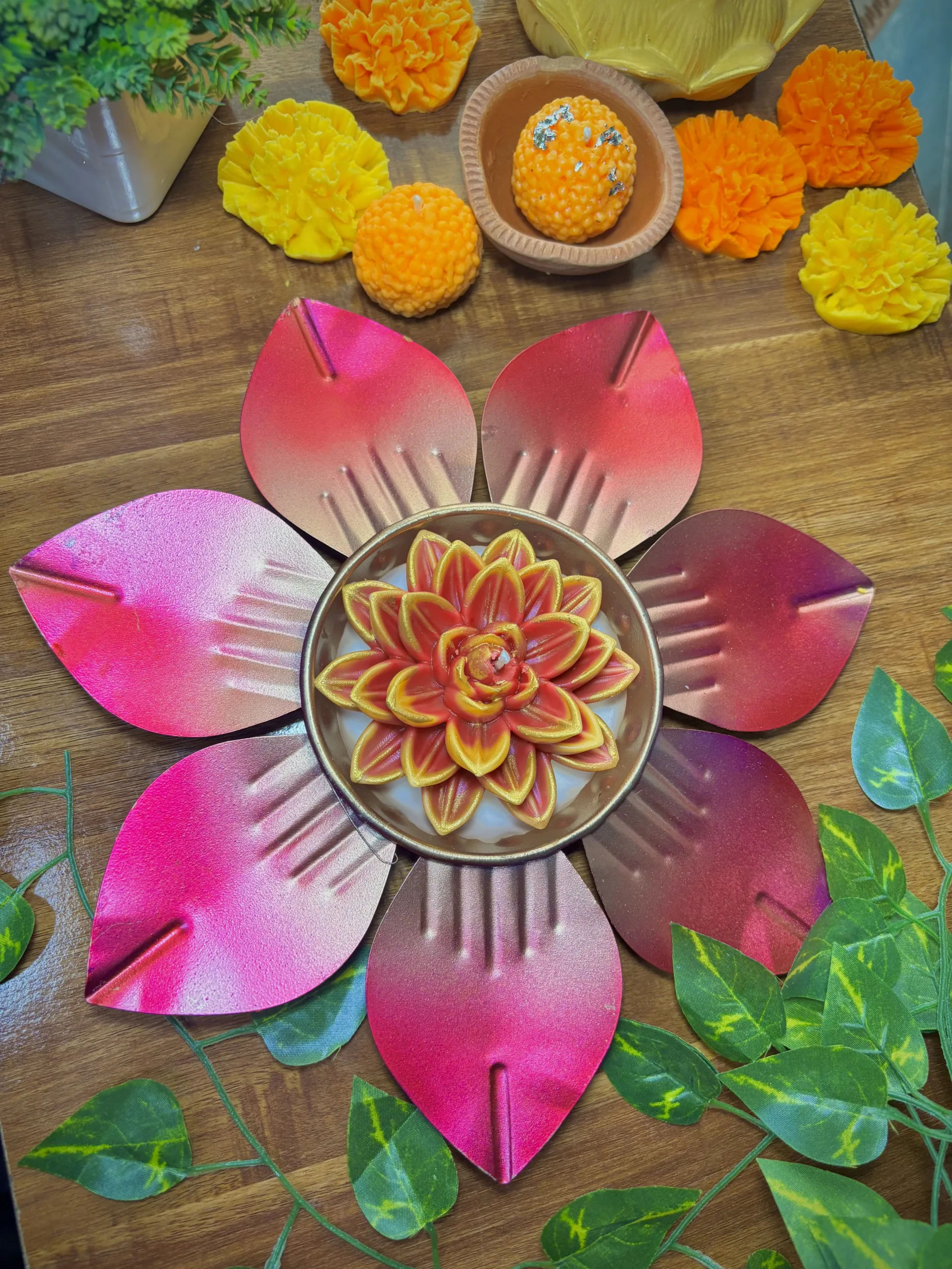 Lotus Urli Candle - Image 3