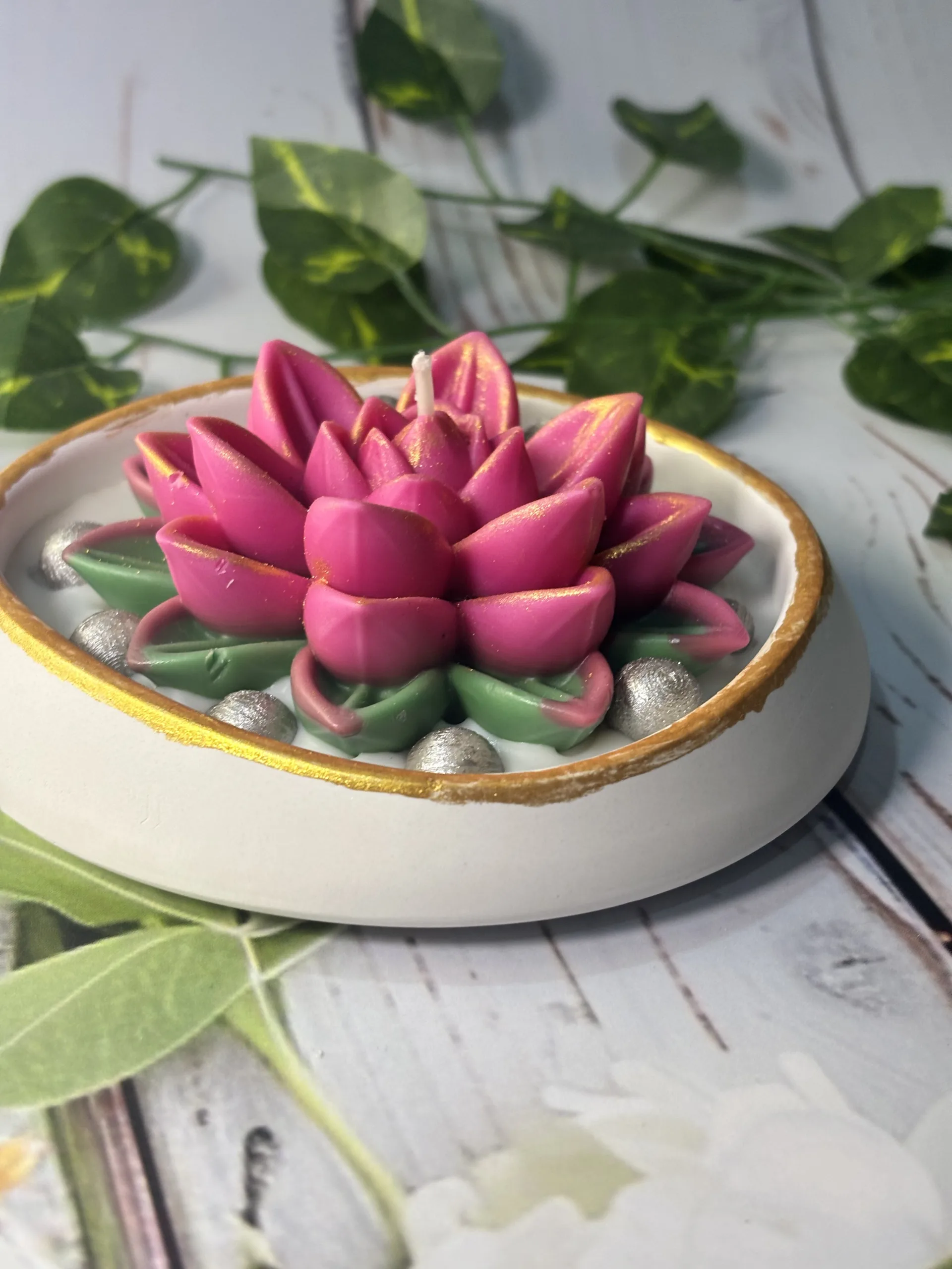 Lotus bloom candle - Image 3