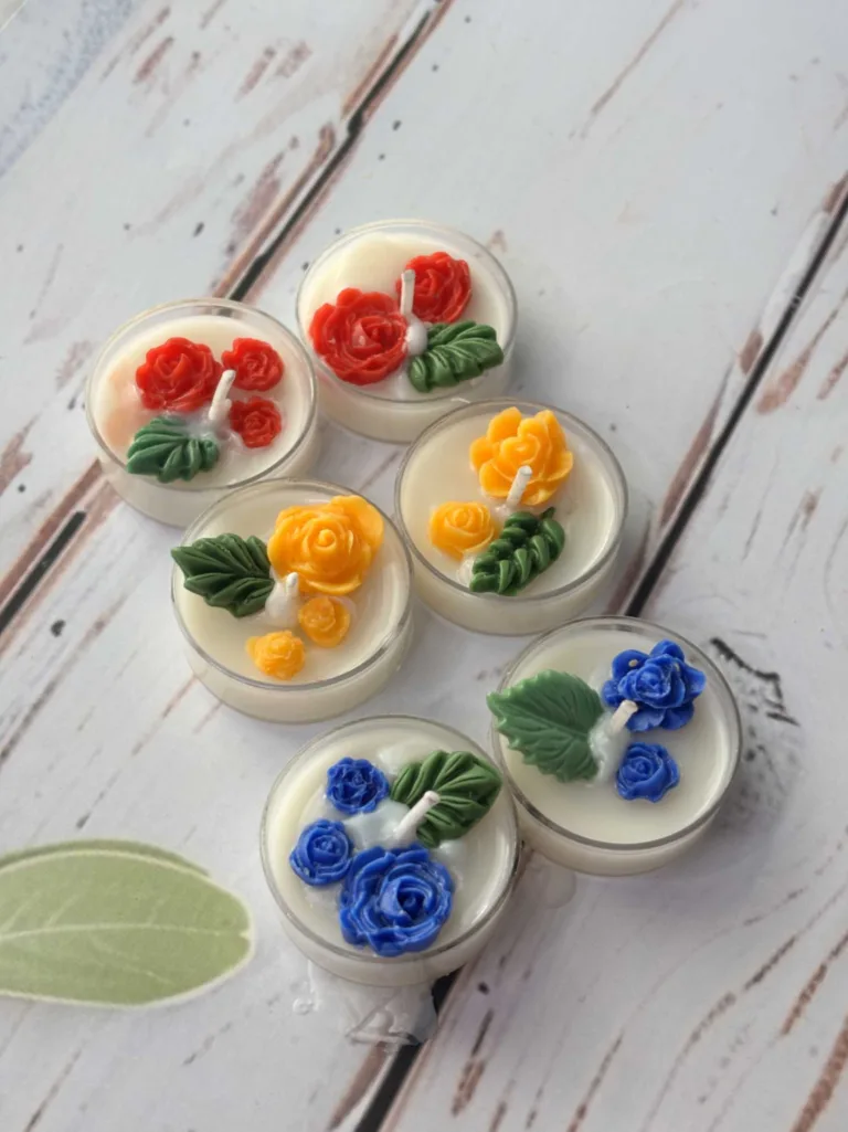 Rose bloom tea light