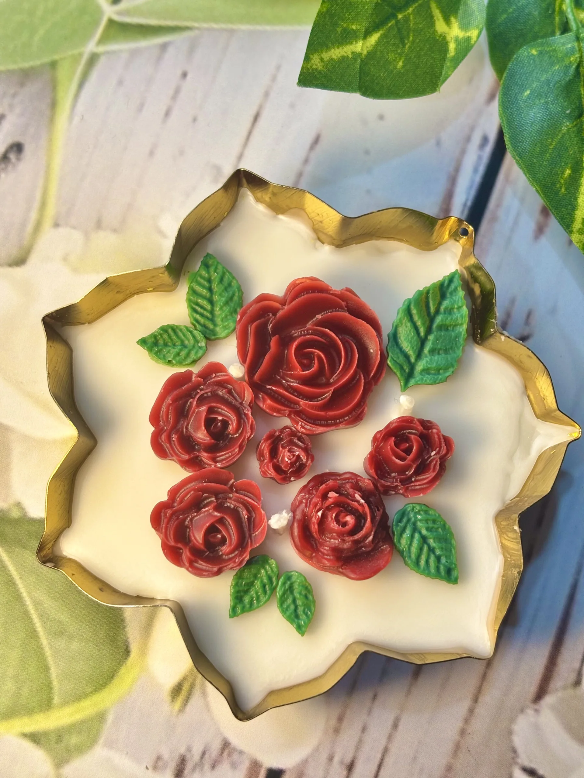 Rose Candle Urli