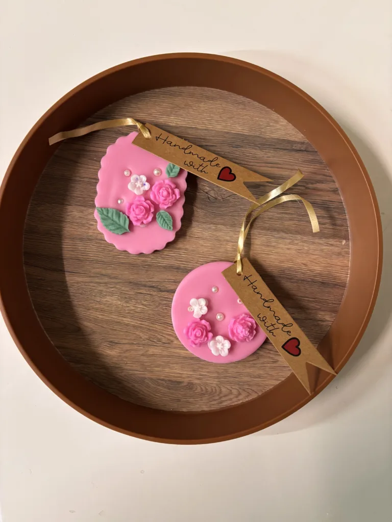 Rose wax sachet