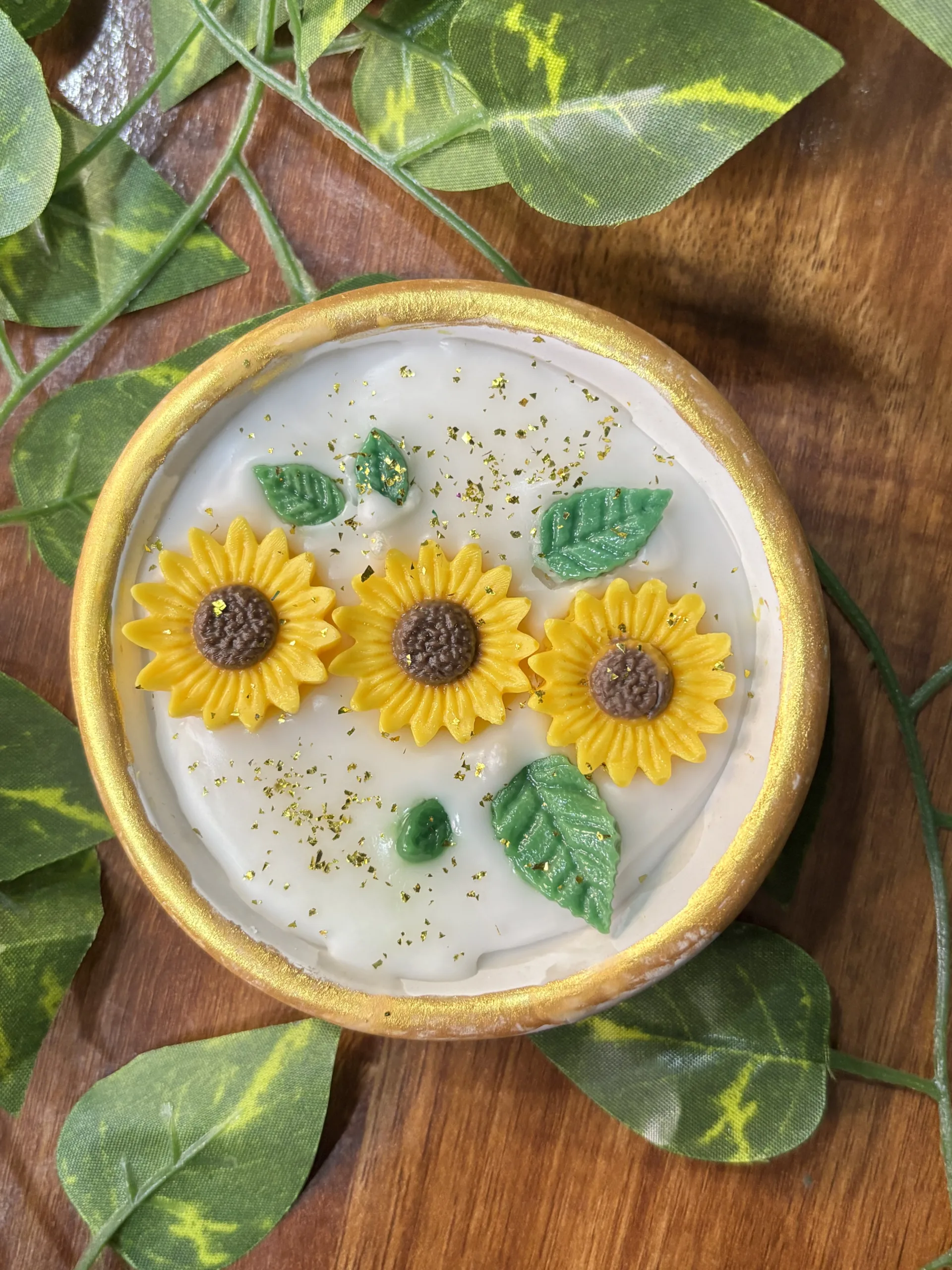 Sunflower bowl candle